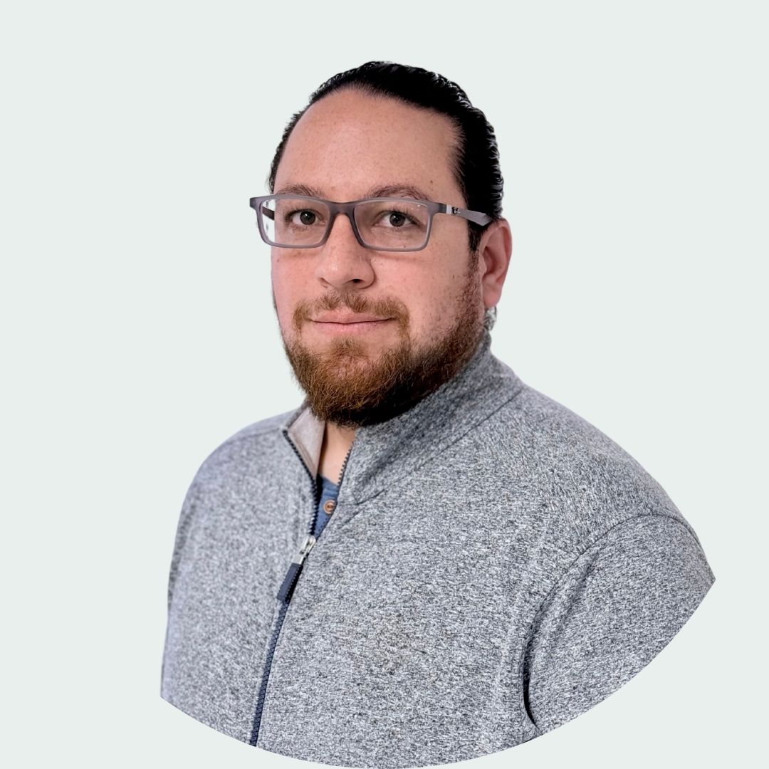 Esteban Orellana redonda