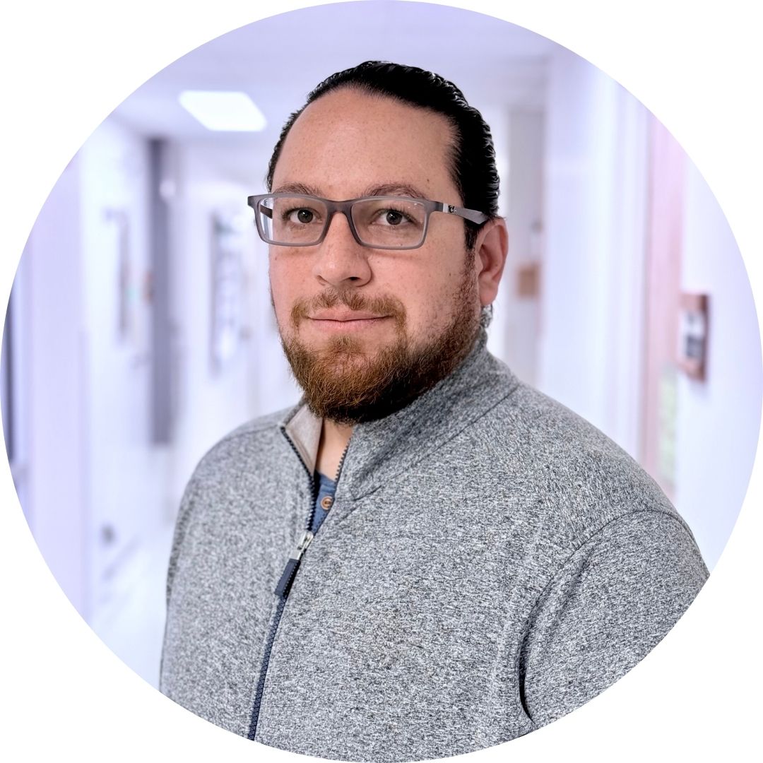 Esteban Orellana redonda